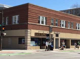 927 Davis St APT 4, Evanston, IL 60201
