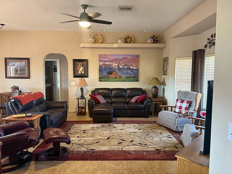 13849 S Ironwood Dr — Photo 2