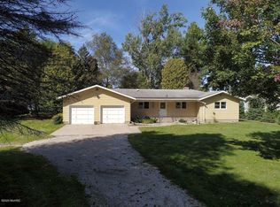 2354 Red Apple Rd, Manistee, MI 49660