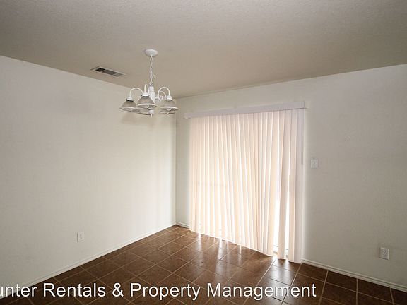5th image of 2320 Wildewood Dr Unit B