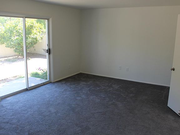 4th image of 623 E Northview Ave