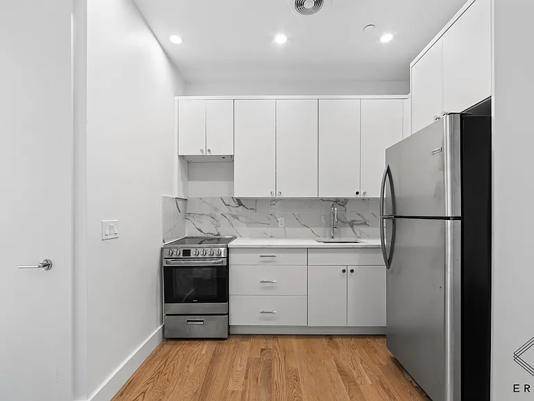 3301 Newkirk Ave #1R — Photo 3