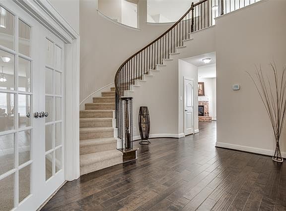 5th image of 9569 Lance Dr