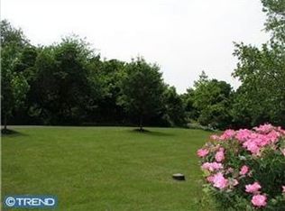 907 Hagys Mill Rd, Lafayette Hill, PA 19444