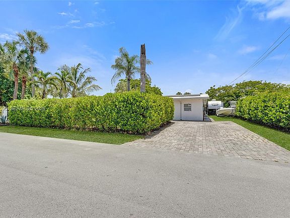 4th image of 2531 Whale Harbor Ln