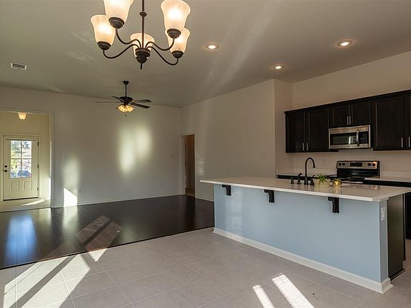 2nd image of 18325 Crows Nest Dr