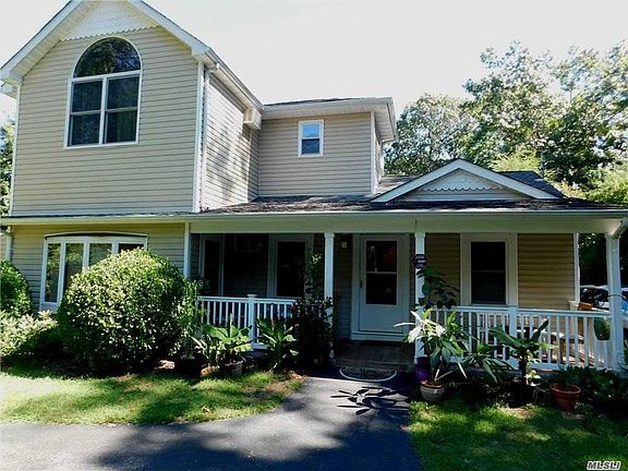 2nd image of 185 Candlewood Path