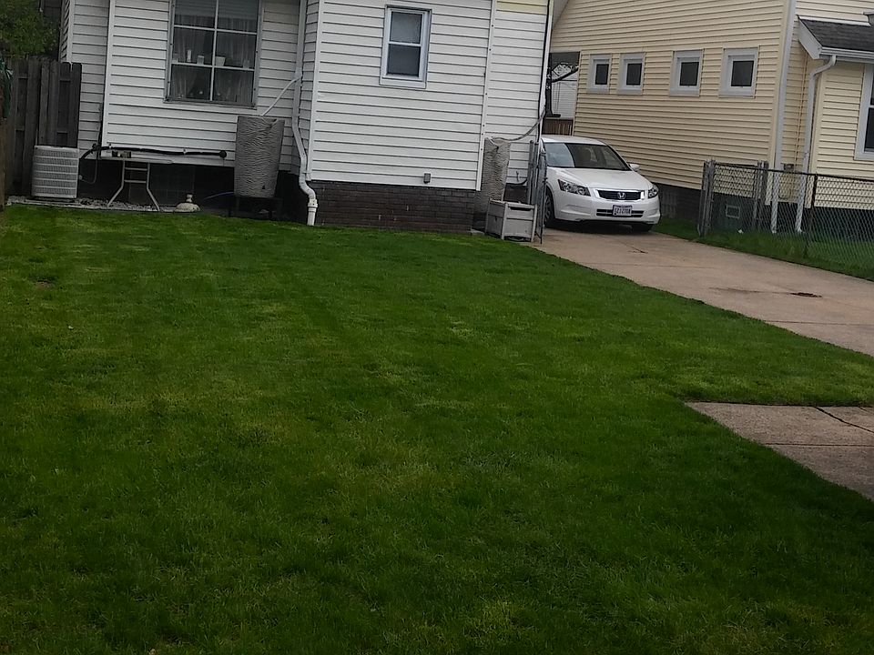 2nd image of 1610 Treadway Ave