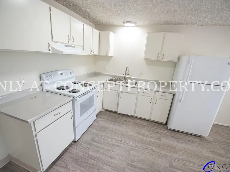 Murray Place — Photo 41