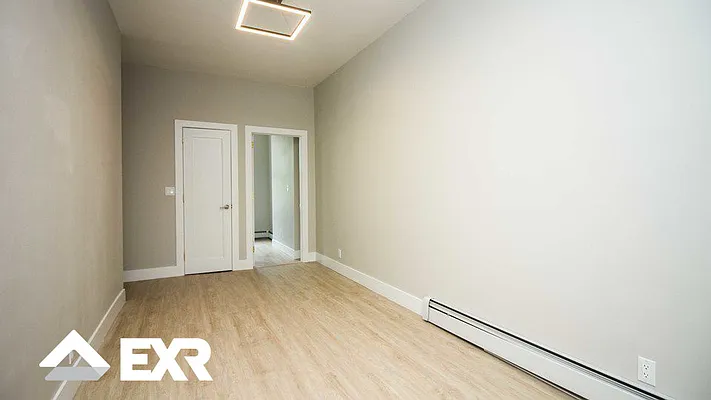 Rented by EXR | media 14