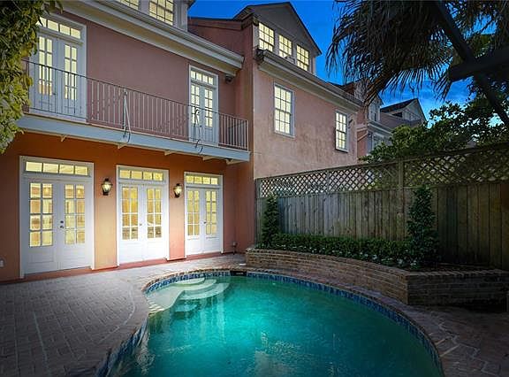 2nd image of 3115 Prytania St #4