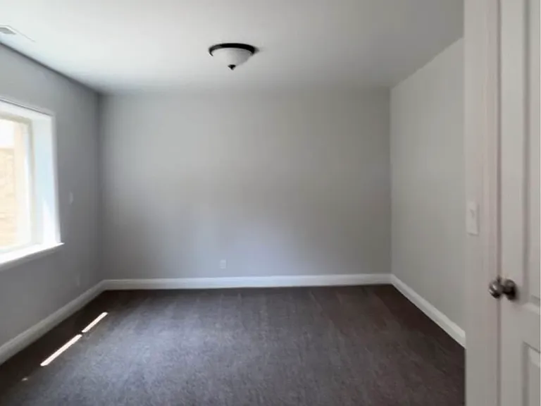 2049 W Sunflower Ln — Photo 26