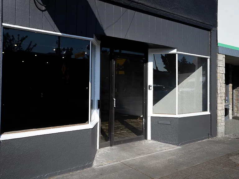 5222 S Tacoma Way — Photo 3