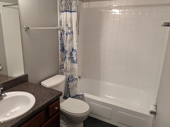 5th image of 5827 Oakwood Dr APT B
