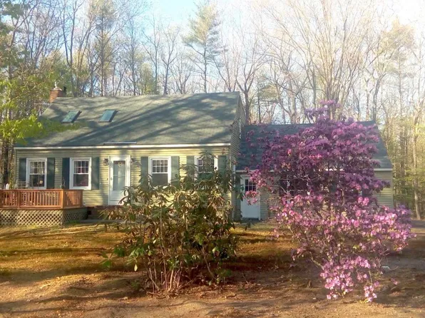 11 Gloria Street, Gorham, ME 04038