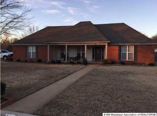 300 Red Plum Cv, Southaven, MS 38671