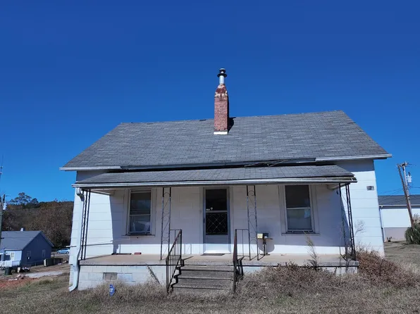 125 S 1st St, Union, SC 29379