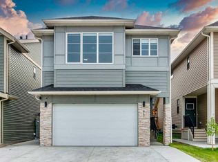 91 N Copperhead Grv SE, Calgary, AB T2Z5H4