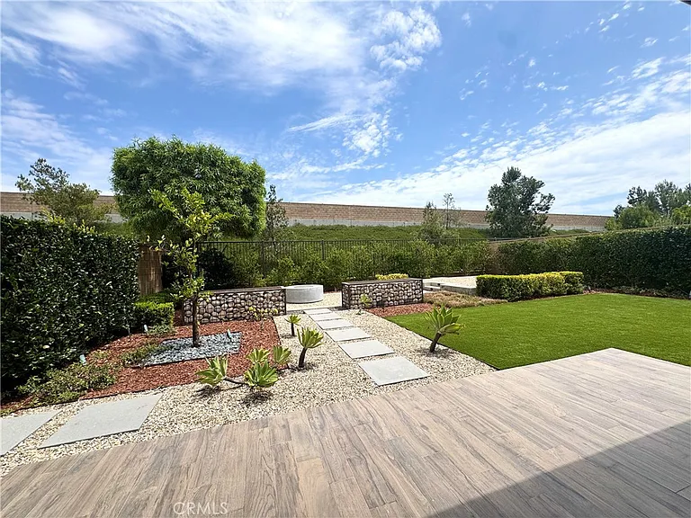 291 Barnes Rd — Photo 20
