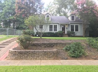 936 College St, Shreveport, LA 71104