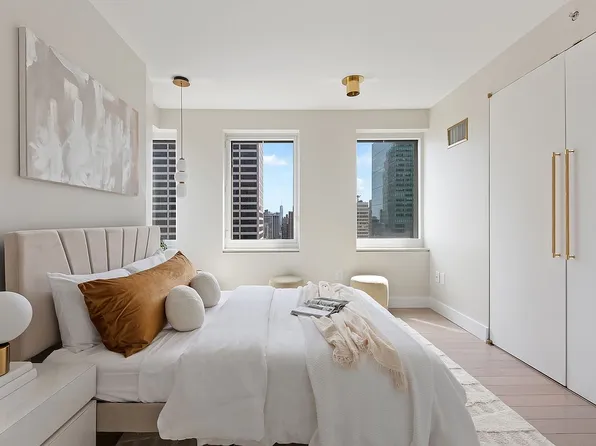 70 W 45th St #40A, New York, NY 10036