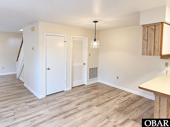 5th image of 807 Angler Way Unit 807