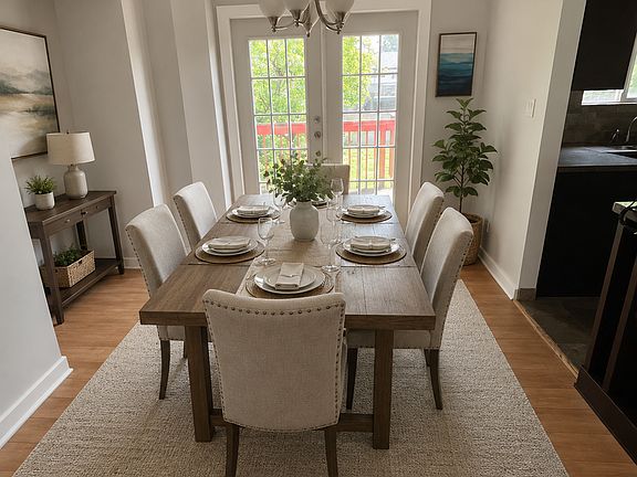 3rd image of 8174 Waxberry Cres
