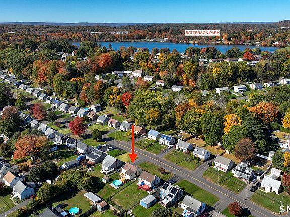 2nd image of 96 Country Club Road