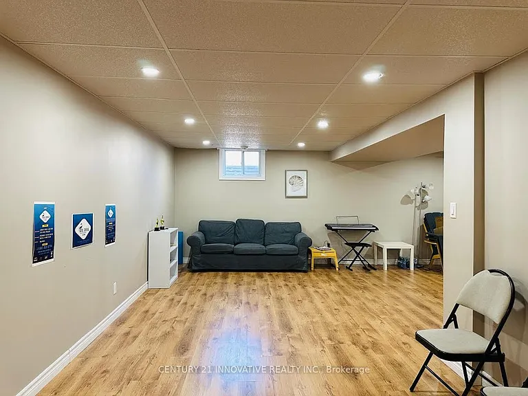 25 B Griffiths Dr #B — Photo 10