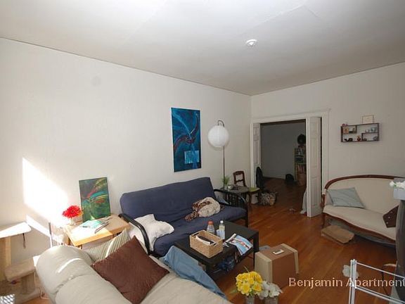 4th image of 1820 Commonwealth Ave APT 32
