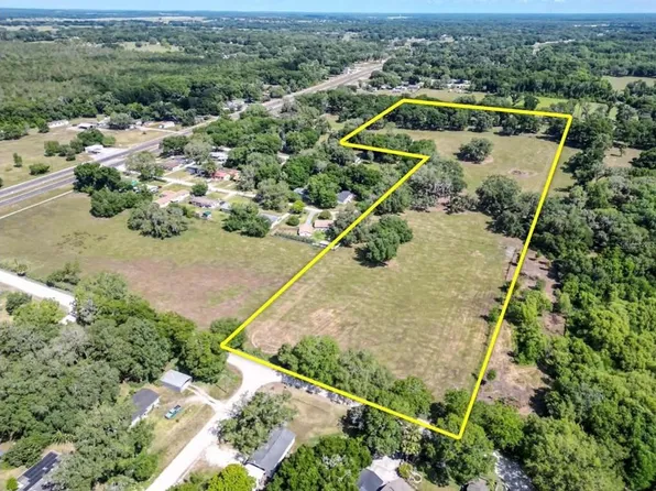 Crystal Way, Dade City, FL 33523