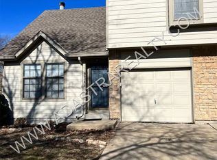 6701 W 149th Ter, Overland Park, KS 66223