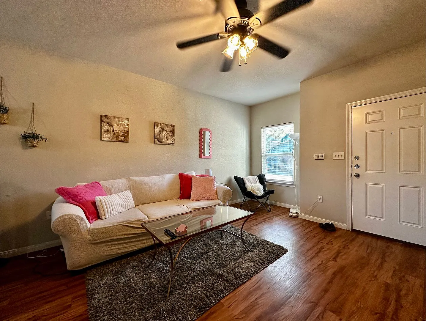 Las Casitas — Photo 2