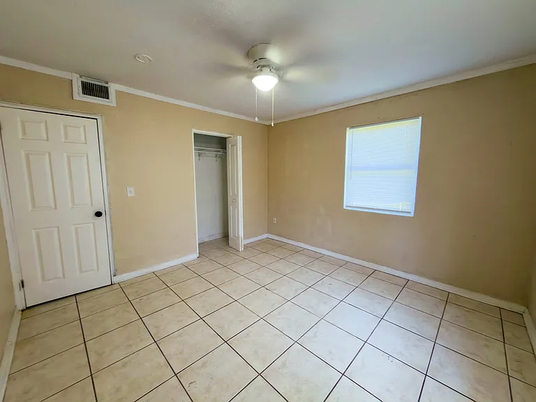 409 Grant St — Photo 18