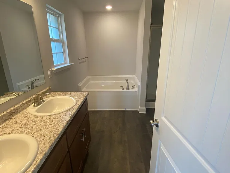 213 Alonzo Toney Dr — Photo 22