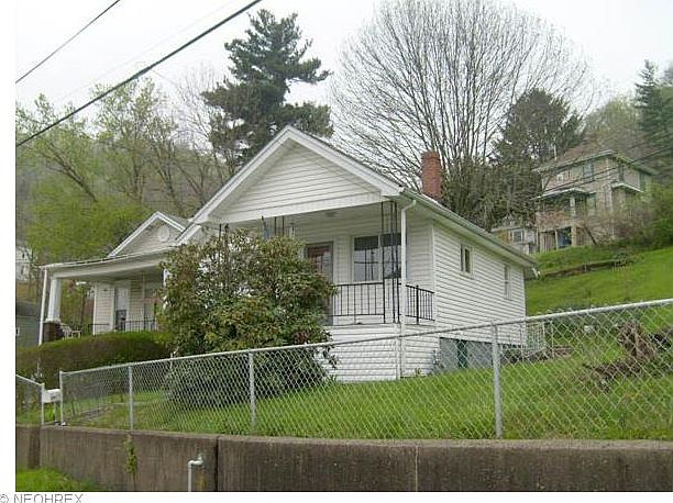1st image of 1303 N 8th St
