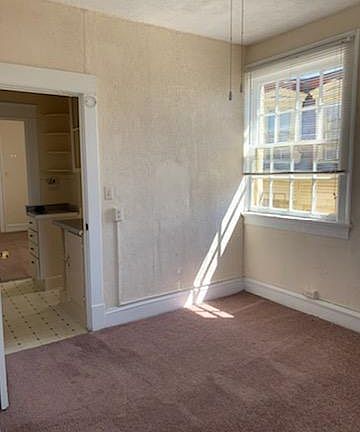 2nd image of 412 North St
