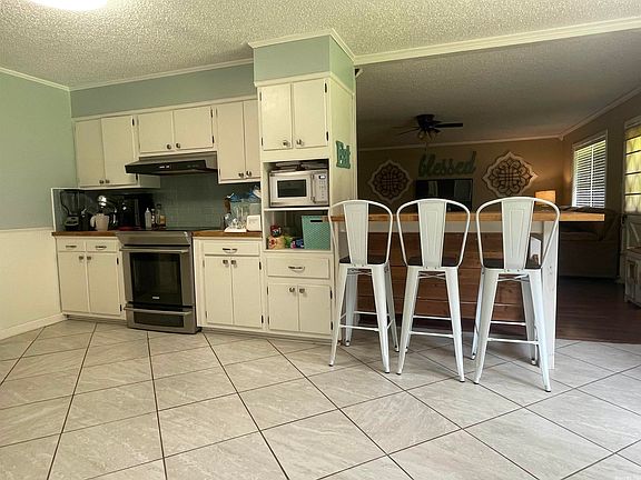 4th image of 544 Meadowview Dr