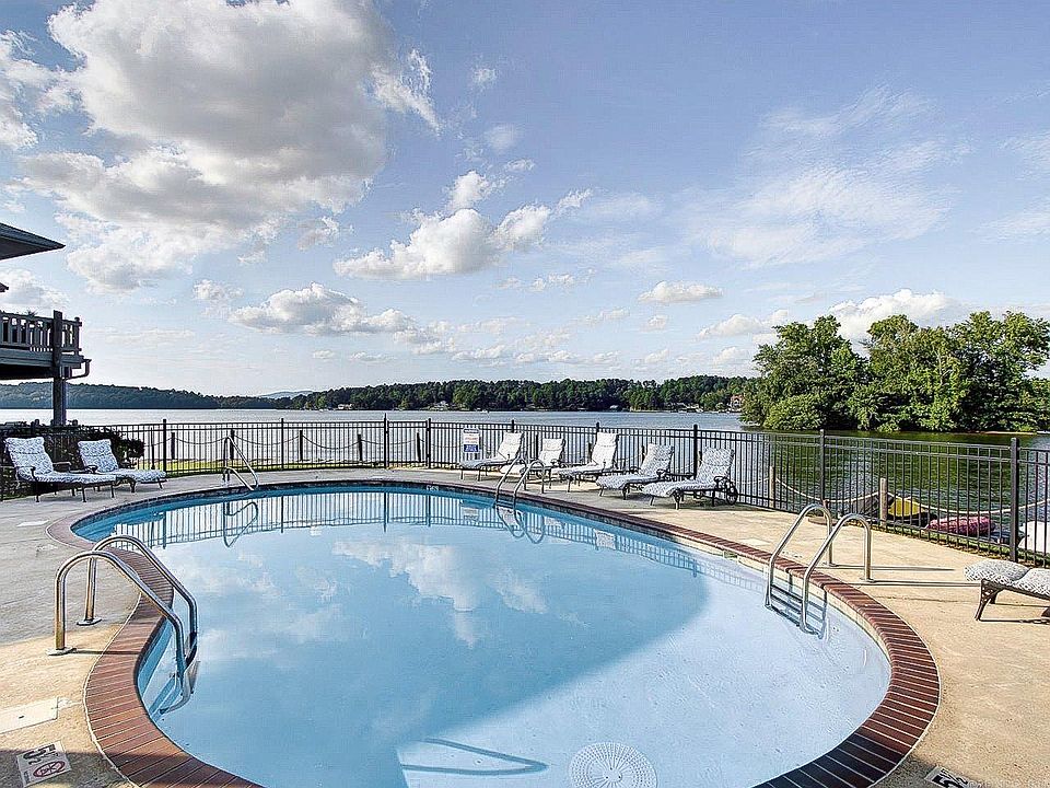 1st image of 400 Farr Shores Dr APT 15F