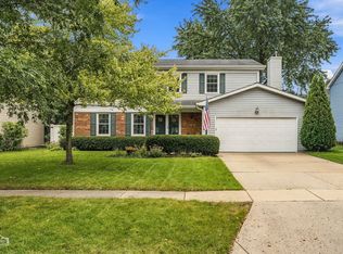 763 Concord Dr, Crystal Lake, IL 60014