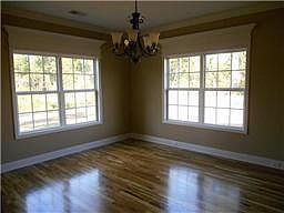 3rd image of 5216 Honeybee Lot 70