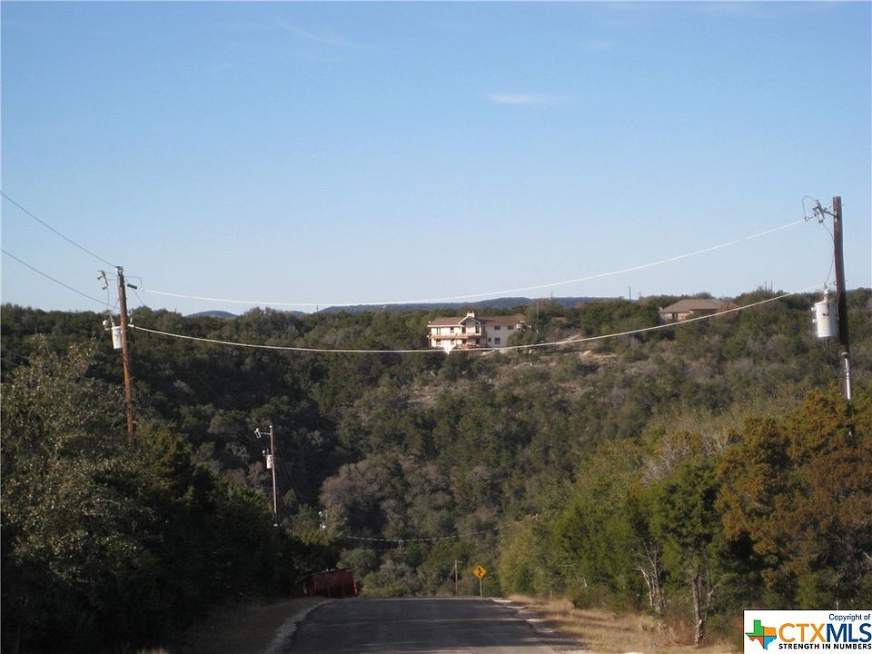 1st image of 4144 Summit Dr #4