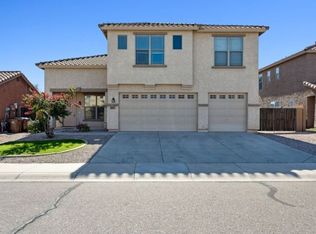 2261 W Mila Way, San Tan Valley, AZ 85142