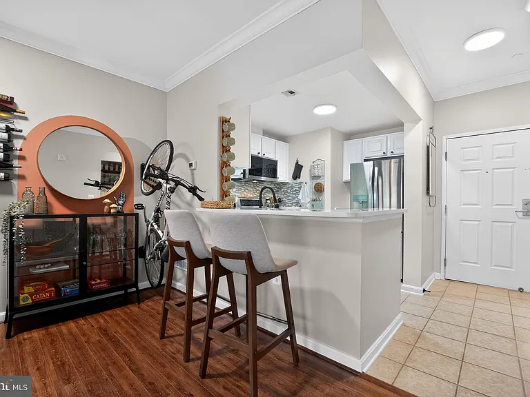 23 Pierside Dr #215 — Photo 9