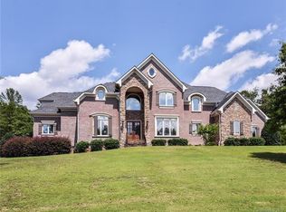 6033 Willowood Rd, Kannapolis, NC 28081