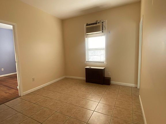 5th image of 70 Kettell Ave #2E