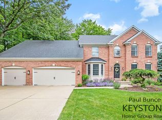 6215 Scarborough Dr SE, Ada, MI 49301