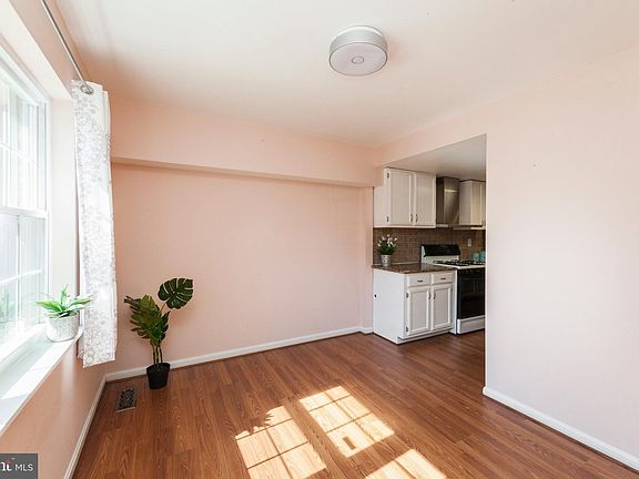 5th image of 2760 Hyson Ln