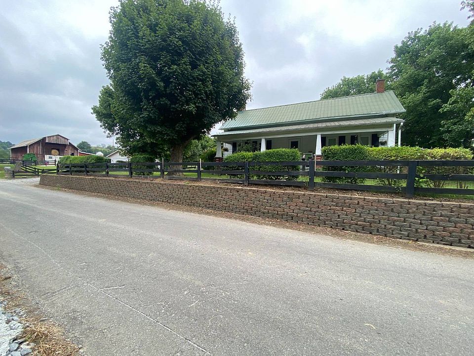 1st image of 834 Dutch Creek Rd