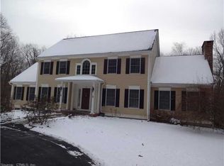 10 Coachman Ln, Bethany, CT 06524